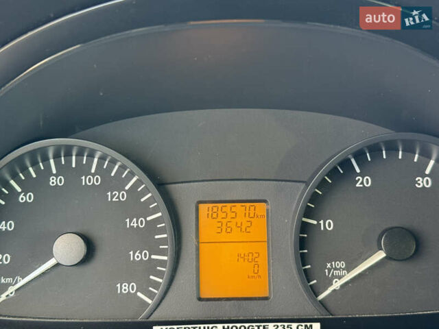 Черный Мерседес Sprinter, объемом двигателя 0 л и пробегом 185 тыс. км за 30800 $, фото 12 на Automoto.ua