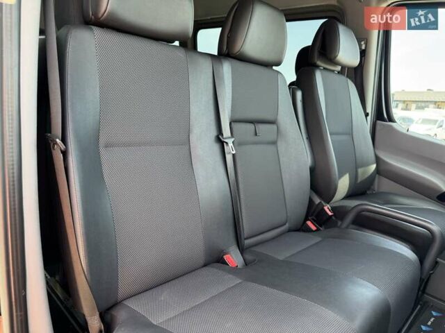 Черный Мерседес Sprinter, объемом двигателя 2.2 л и пробегом 161 тыс. км за 32500 $, фото 33 на Automoto.ua