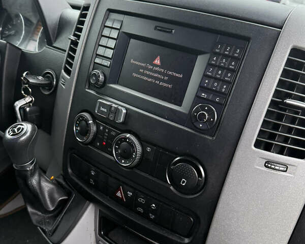 Чорний Мерседес Sprinter, об'ємом двигуна 3 л та пробігом 470 тис. км за 37500 $, фото 23 на Automoto.ua