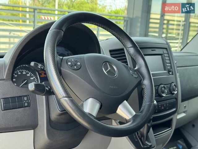 Черный Мерседес Sprinter, объемом двигателя 2.2 л и пробегом 161 тыс. км за 32500 $, фото 17 на Automoto.ua