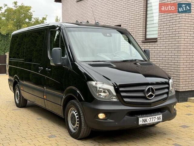 Черный Мерседес Sprinter, объемом двигателя 2.2 л и пробегом 181 тыс. км за 26900 $, фото 10 на Automoto.ua