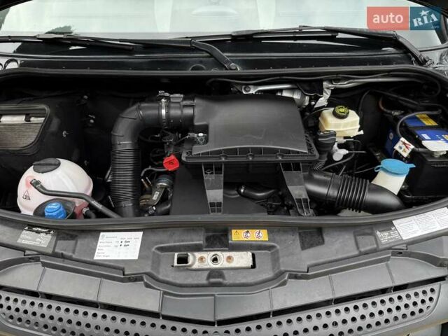 Черный Мерседес Sprinter, объемом двигателя 2.2 л и пробегом 181 тыс. км за 26900 $, фото 72 на Automoto.ua