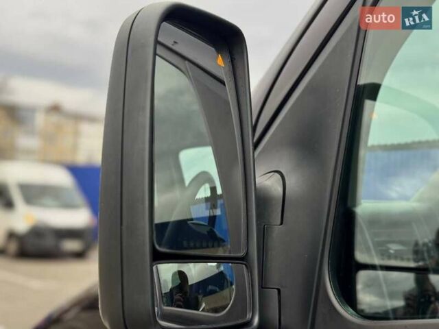 Черный Мерседес Sprinter, объемом двигателя 3 л и пробегом 400 тыс. км за 36500 $, фото 15 на Automoto.ua