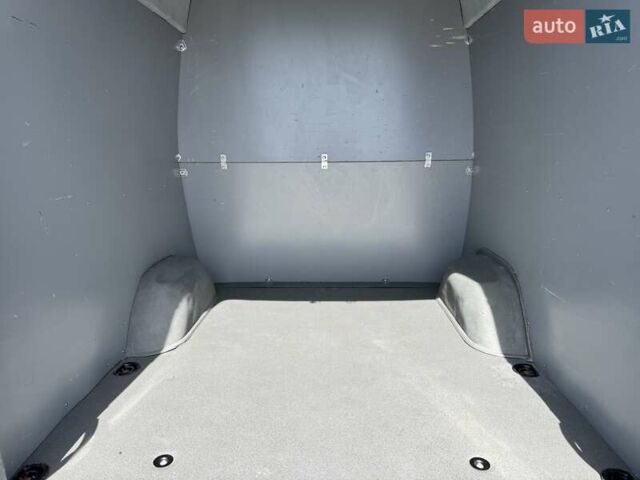 Черный Мерседес Sprinter, объемом двигателя 2.2 л и пробегом 161 тыс. км за 32500 $, фото 25 на Automoto.ua