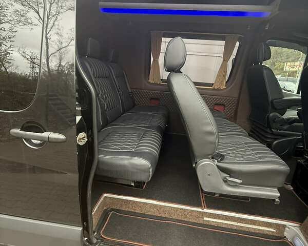 Чорний Мерседес Sprinter, об'ємом двигуна 3 л та пробігом 470 тис. км за 37500 $, фото 19 на Automoto.ua