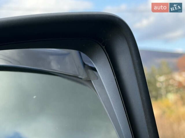 Черный Мерседес Sprinter, объемом двигателя 0 л и пробегом 185 тыс. км за 30800 $, фото 8 на Automoto.ua