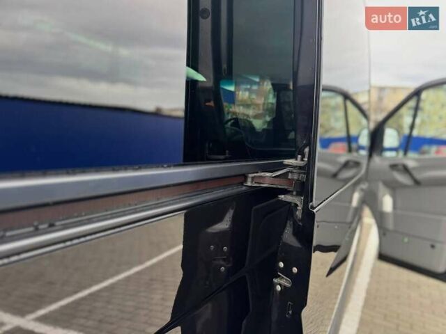 Черный Мерседес Sprinter, объемом двигателя 3 л и пробегом 400 тыс. км за 36500 $, фото 38 на Automoto.ua