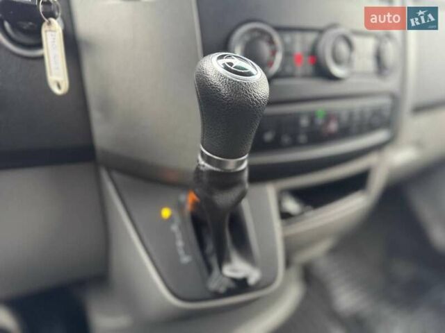 Черный Мерседес Sprinter, объемом двигателя 3 л и пробегом 400 тыс. км за 36500 $, фото 20 на Automoto.ua