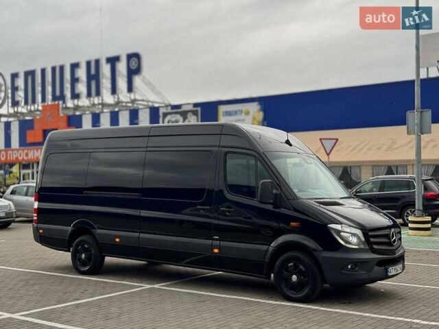 Черный Мерседес Sprinter, объемом двигателя 3 л и пробегом 400 тыс. км за 36500 $, фото 1 на Automoto.ua