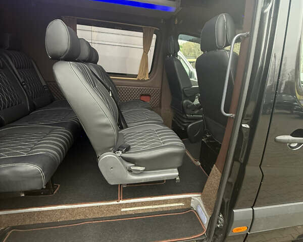 Чорний Мерседес Sprinter, об'ємом двигуна 3 л та пробігом 470 тис. км за 37500 $, фото 20 на Automoto.ua