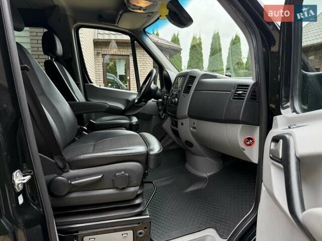 Черный Мерседес Sprinter, объемом двигателя 2.2 л и пробегом 181 тыс. км за 26900 $, фото 51 на Automoto.ua