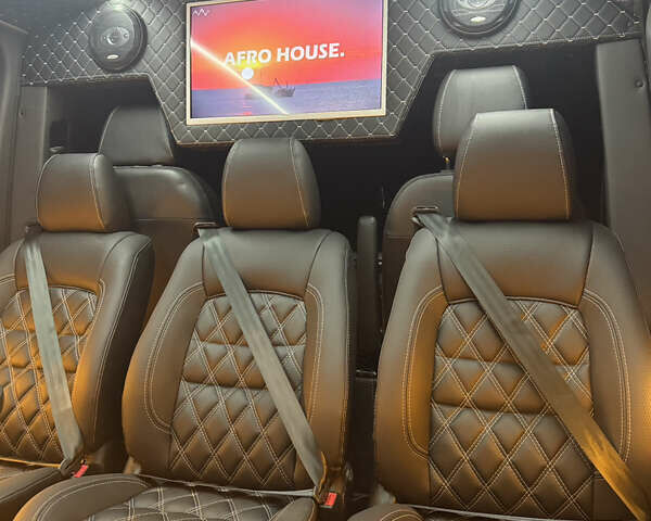 Чорний Мерседес Sprinter, об'ємом двигуна 2.2 л та пробігом 205 тис. км за 46990 $, фото 76 на Automoto.ua