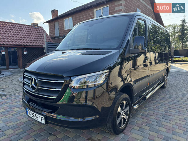 Чорний Мерседес Sprinter, об'ємом двигуна 2.2 л та пробігом 205 тис. км за 46990 $, фото 9 на Automoto.ua