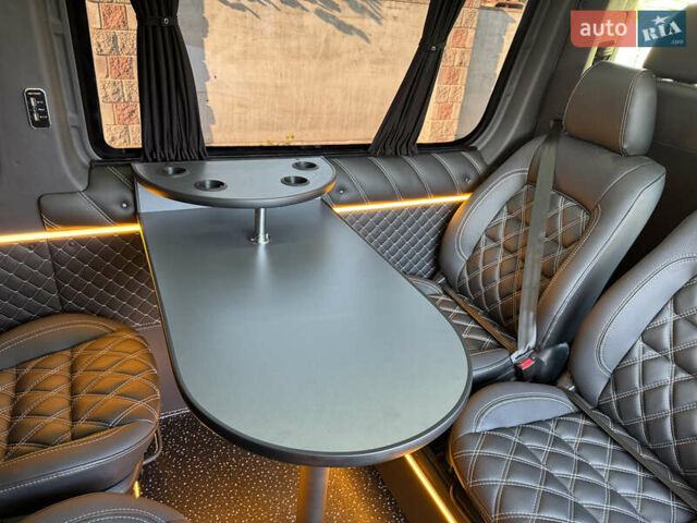 Чорний Мерседес Sprinter, об'ємом двигуна 2.2 л та пробігом 205 тис. км за 46990 $, фото 65 на Automoto.ua