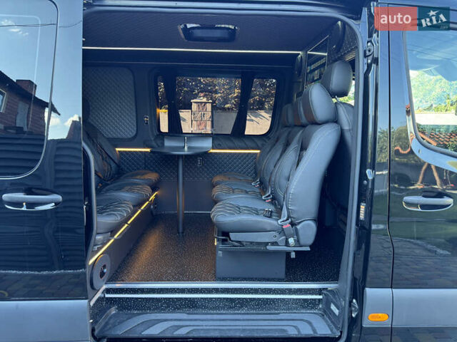 Чорний Мерседес Sprinter, об'ємом двигуна 2.2 л та пробігом 205 тис. км за 46990 $, фото 61 на Automoto.ua