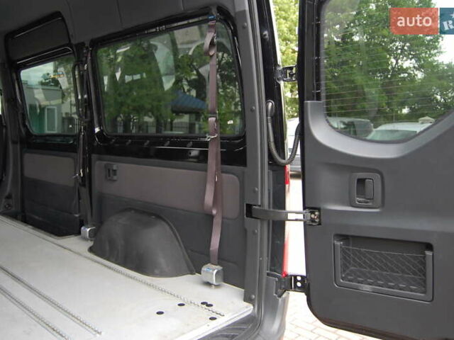 Черный Мерседес Sprinter, объемом двигателя 2.14 л и пробегом 471 тыс. км за 27800 $, фото 15 на Automoto.ua
