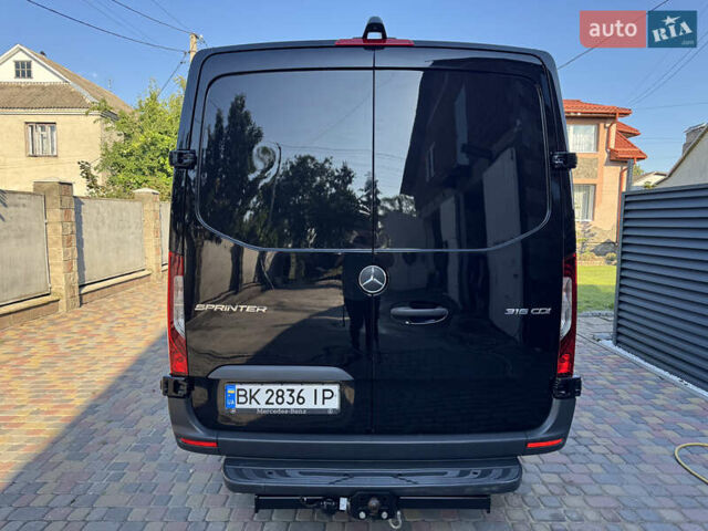 Чорний Мерседес Sprinter, об'ємом двигуна 2.2 л та пробігом 205 тис. км за 46990 $, фото 35 на Automoto.ua