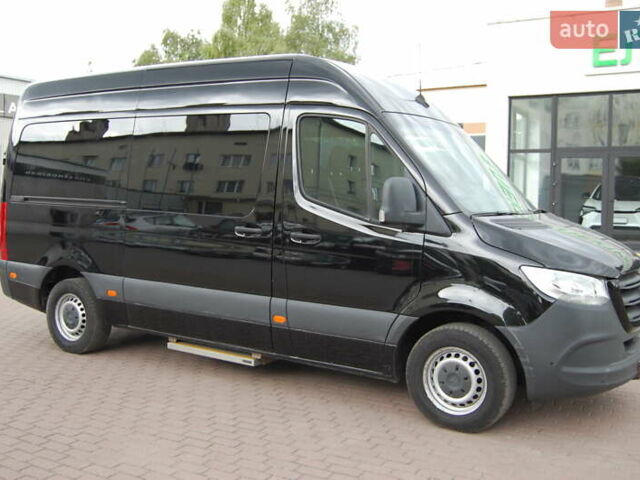 Черный Мерседес Sprinter, объемом двигателя 2.14 л и пробегом 471 тыс. км за 27800 $, фото 1 на Automoto.ua
