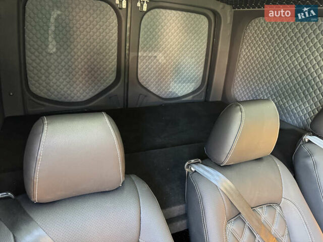 Чорний Мерседес Sprinter, об'ємом двигуна 2.2 л та пробігом 205 тис. км за 46990 $, фото 64 на Automoto.ua