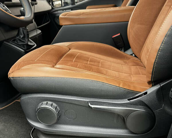 Чорний Мерседес Sprinter, об'ємом двигуна 2.14 л та пробігом 302 тис. км за 33000 $, фото 14 на Automoto.ua