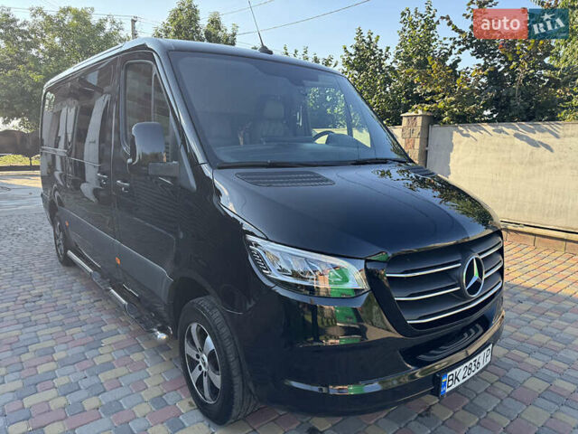 Чорний Мерседес Sprinter, об'ємом двигуна 2.2 л та пробігом 205 тис. км за 46990 $, фото 3 на Automoto.ua