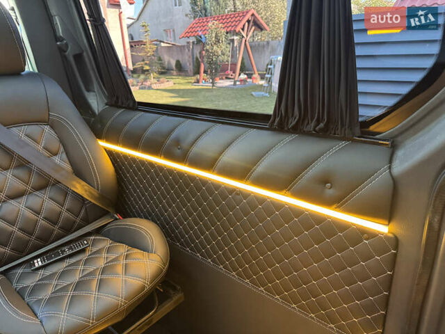 Чорний Мерседес Sprinter, об'ємом двигуна 2.2 л та пробігом 205 тис. км за 46990 $, фото 70 на Automoto.ua