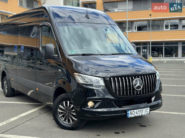 Чорний Мерседес Sprinter, об'ємом двигуна 2.9 л та пробігом 370 тис. км за 49500 $, фото 3 на Automoto.ua