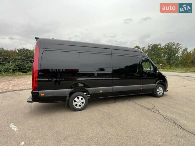 Черный Мерседес Sprinter, объемом двигателя 2.99 л и пробегом 340 тыс. км за 52500 $, фото 7 на Automoto.ua