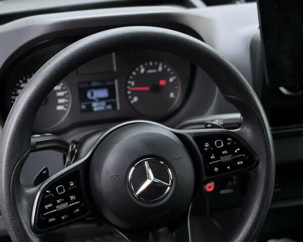 Чорний Мерседес Sprinter, об'ємом двигуна 2.9 л та пробігом 370 тис. км за 49500 $, фото 46 на Automoto.ua