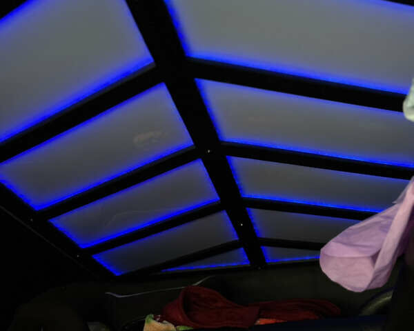 Чорний Мерседес Sprinter, об'ємом двигуна 2.9 л та пробігом 370 тис. км за 47000 $, фото 44 на Automoto.ua