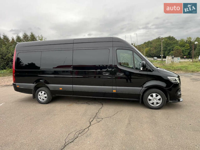 Черный Мерседес Sprinter, объемом двигателя 2.99 л и пробегом 340 тыс. км за 52500 $, фото 9 на Automoto.ua