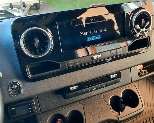 Чорний Мерседес Sprinter, об'ємом двигуна 3 л та пробігом 225 тис. км за 51800 $, фото 15 на Automoto.ua