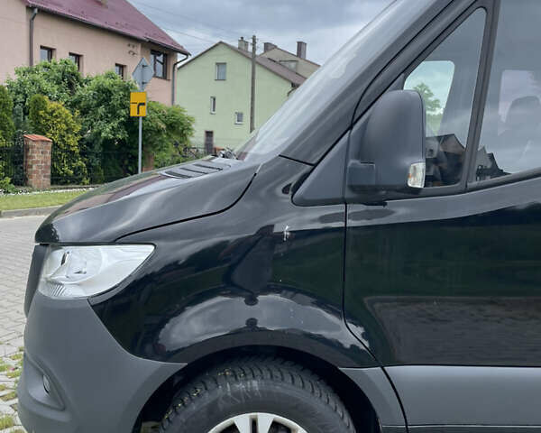Чорний Мерседес Sprinter, об'ємом двигуна 2.14 л та пробігом 12 тис. км за 53000 $, фото 1 на Automoto.ua