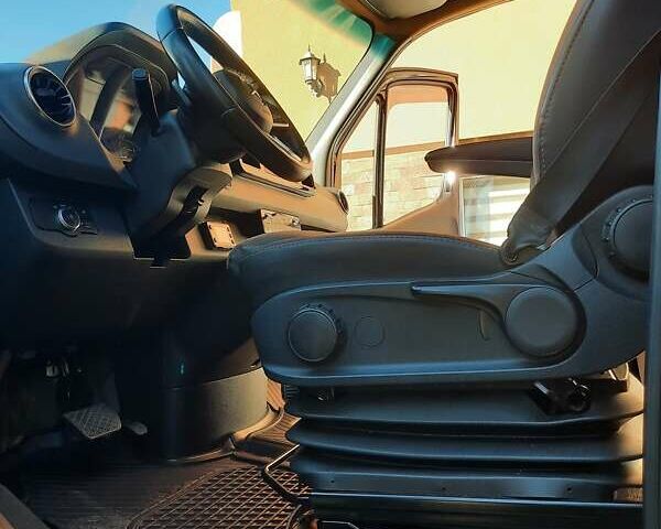 Чорний Мерседес Sprinter, об'ємом двигуна 3 л та пробігом 225 тис. км за 51800 $, фото 17 на Automoto.ua