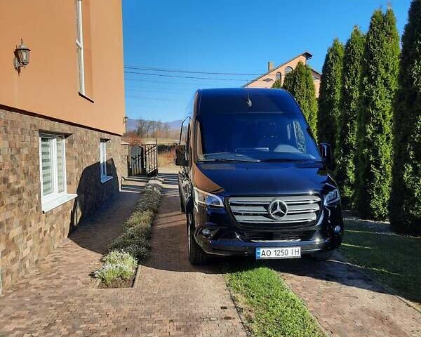 Чорний Мерседес Sprinter, об'ємом двигуна 3 л та пробігом 225 тис. км за 51800 $, фото 3 на Automoto.ua