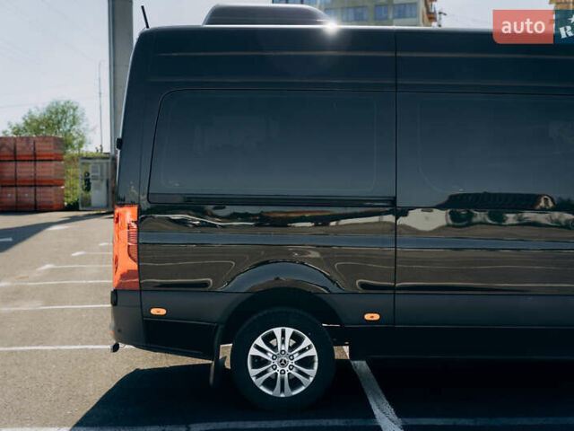 Черный Мерседес Sprinter, объемом двигателя 1.9 л и пробегом 260 тыс. км за 45000 $, фото 15 на Automoto.ua