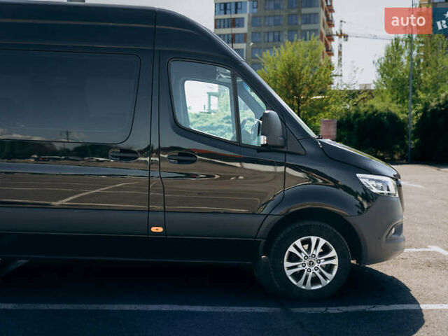 Черный Мерседес Sprinter, объемом двигателя 1.9 л и пробегом 260 тыс. км за 45000 $, фото 21 на Automoto.ua