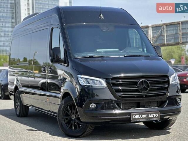 Черный Мерседес Sprinter, объемом двигателя 1.99 л и пробегом 17 тыс. км за 250000 $, фото 27 на Automoto.ua