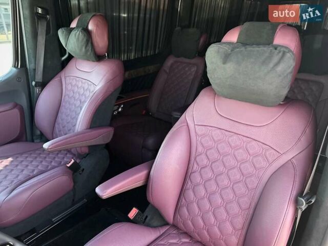 Черный Мерседес Sprinter, объемом двигателя 1.99 л и пробегом 17 тыс. км за 250000 $, фото 52 на Automoto.ua