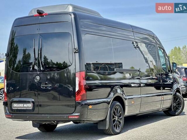 Черный Мерседес Sprinter, объемом двигателя 1.99 л и пробегом 17 тыс. км за 250000 $, фото 42 на Automoto.ua