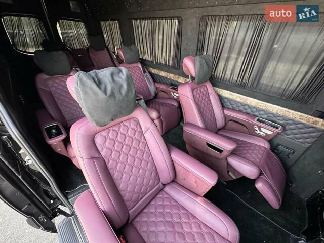 Черный Мерседес Sprinter, объемом двигателя 1.99 л и пробегом 17 тыс. км за 250000 $, фото 102 на Automoto.ua