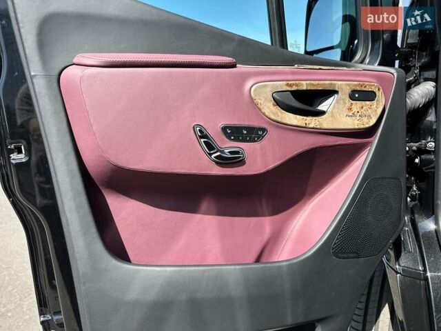 Черный Мерседес Sprinter, объемом двигателя 1.99 л и пробегом 17 тыс. км за 250000 $, фото 44 на Automoto.ua