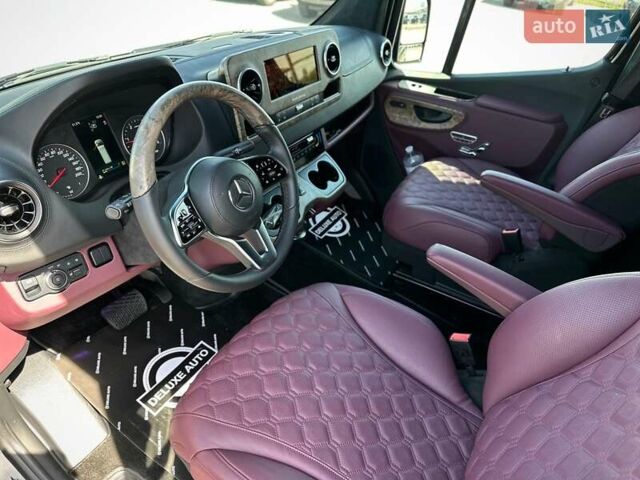 Черный Мерседес Sprinter, объемом двигателя 1.99 л и пробегом 17 тыс. км за 250000 $, фото 54 на Automoto.ua