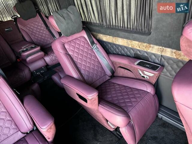 Черный Мерседес Sprinter, объемом двигателя 1.99 л и пробегом 17 тыс. км за 250000 $, фото 94 на Automoto.ua