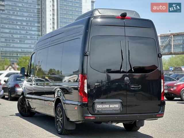 Черный Мерседес Sprinter, объемом двигателя 1.99 л и пробегом 17 тыс. км за 250000 $, фото 32 на Automoto.ua