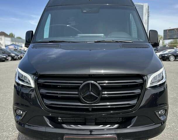Черный Мерседес Sprinter, объемом двигателя 1.99 л и пробегом 17 тыс. км за 250000 $, фото 15 на Automoto.ua