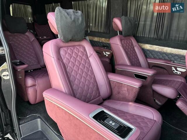 Черный Мерседес Sprinter, объемом двигателя 1.99 л и пробегом 17 тыс. км за 250000 $, фото 105 на Automoto.ua