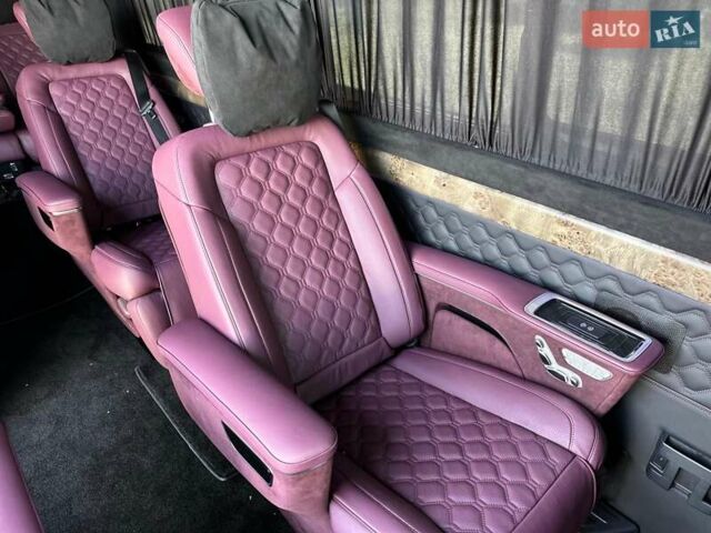 Черный Мерседес Sprinter, объемом двигателя 1.99 л и пробегом 17 тыс. км за 250000 $, фото 90 на Automoto.ua