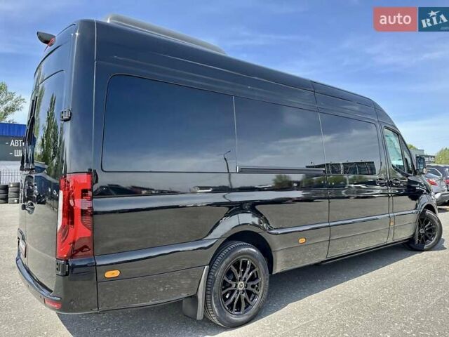 Черный Мерседес Sprinter, объемом двигателя 1.99 л и пробегом 17 тыс. км за 250000 $, фото 40 на Automoto.ua