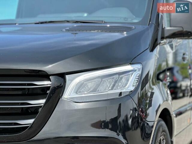 Черный Мерседес Sprinter, объемом двигателя 1.99 л и пробегом 17 тыс. км за 250000 $, фото 10 на Automoto.ua